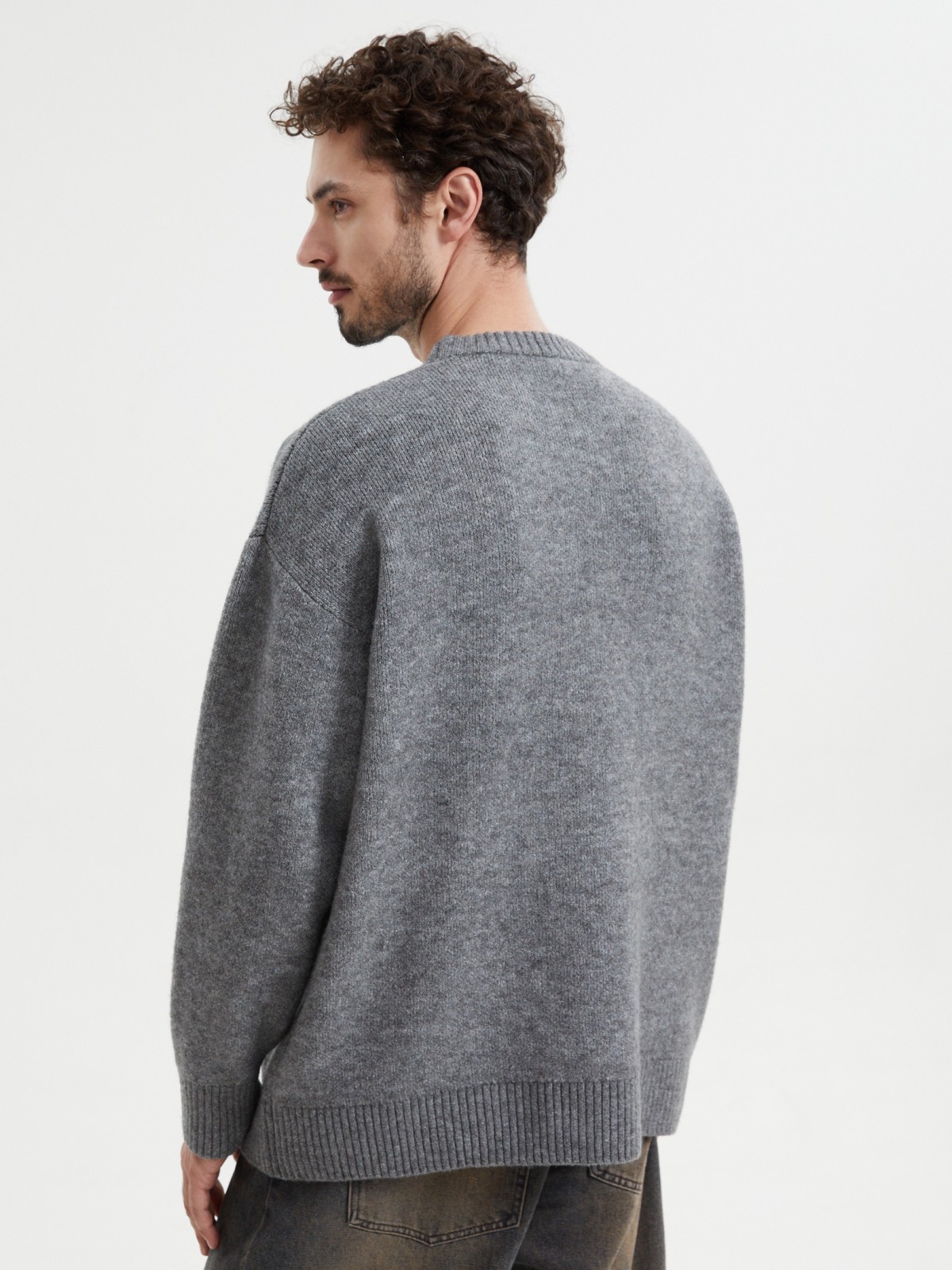 Вязаный джемпер с узором