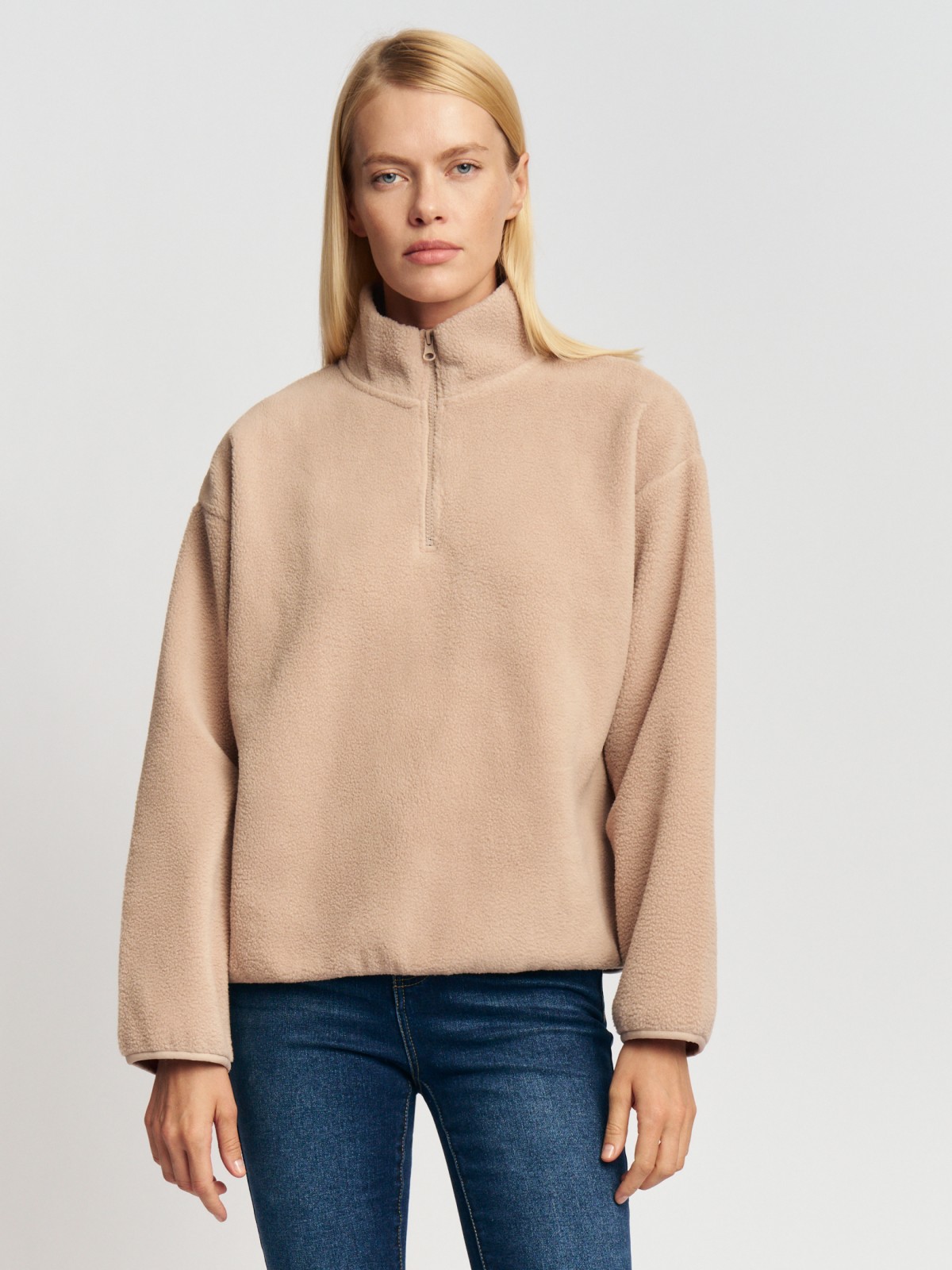 Свитшот из флиса с воротником-стойкой на молнии