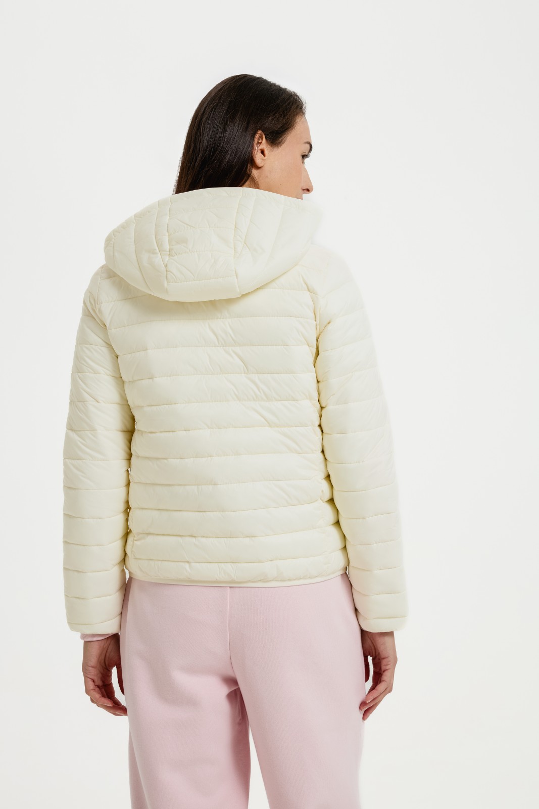 Тёплая стёганая куртка с капюшоном