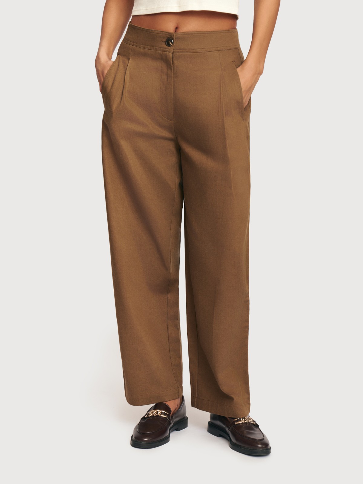 Брюки Carrot на резинке со стрелками