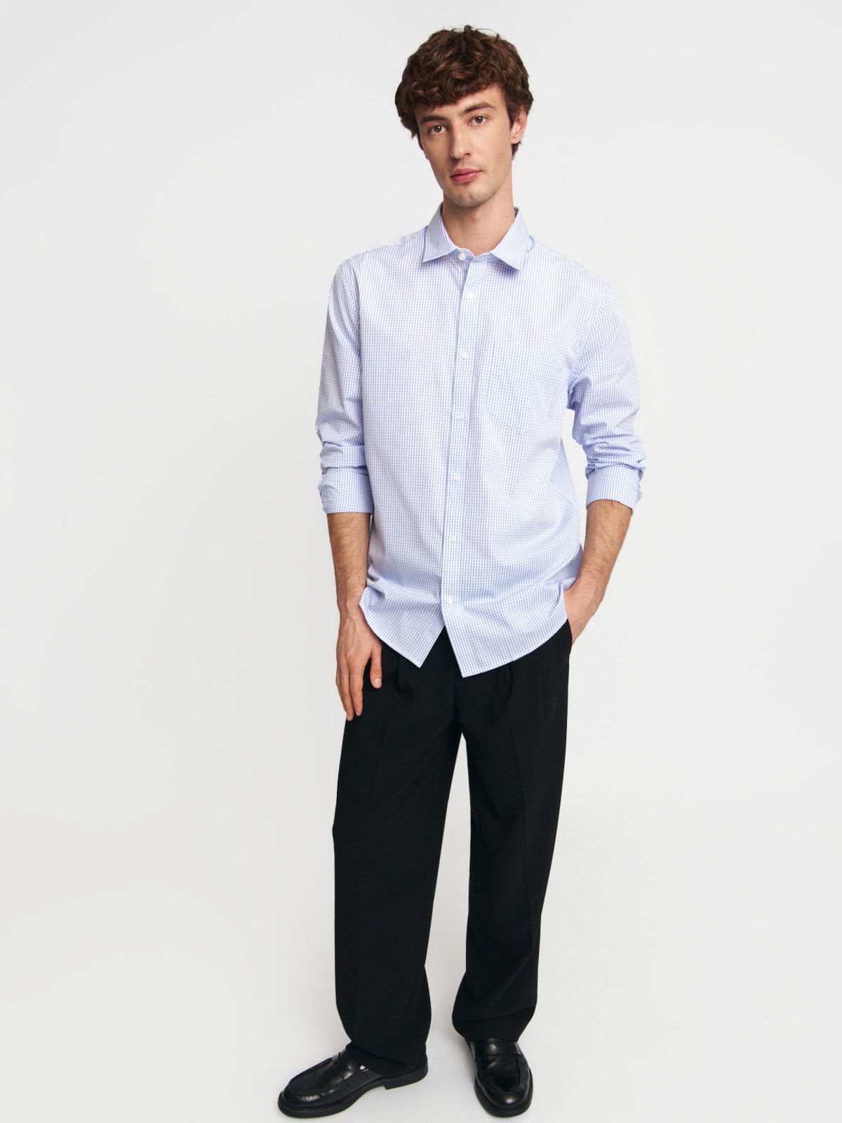 Офисная рубашка прямого силуэта с узором в клетку