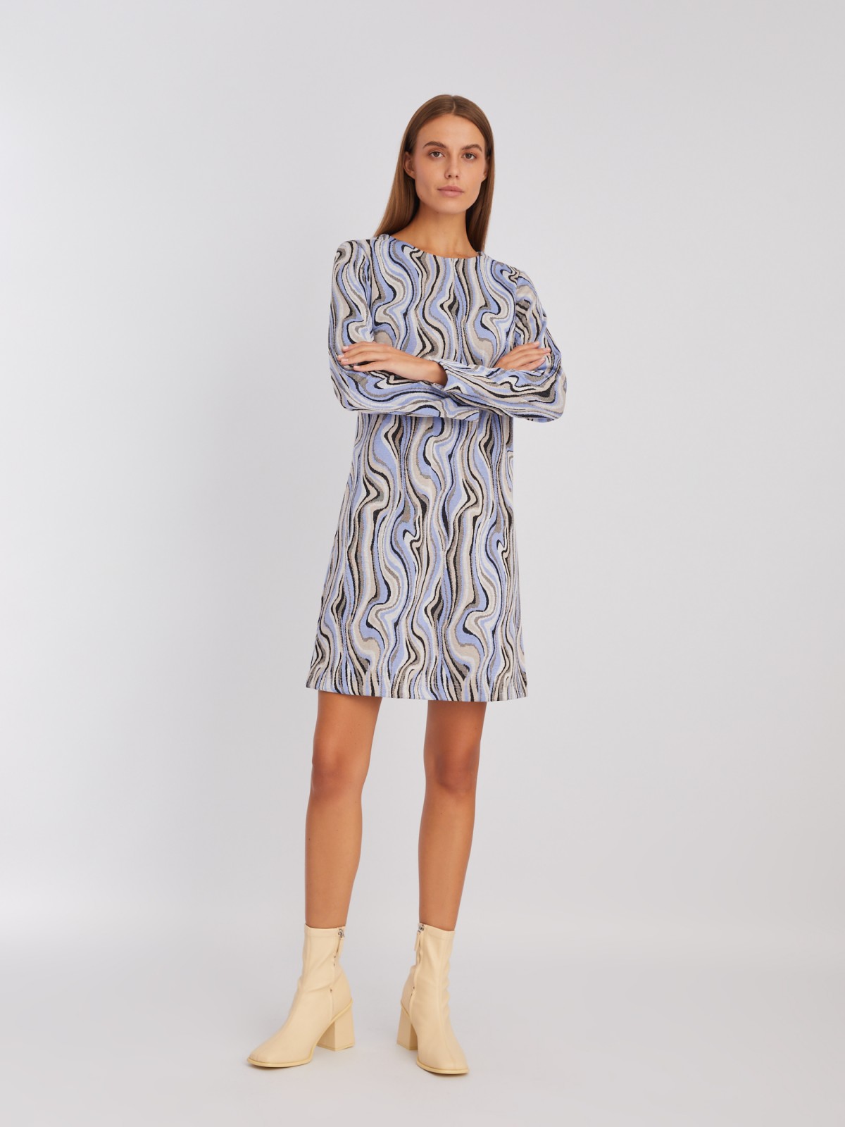 Трикотажное платье длины мини с абстрактным узором в полоску